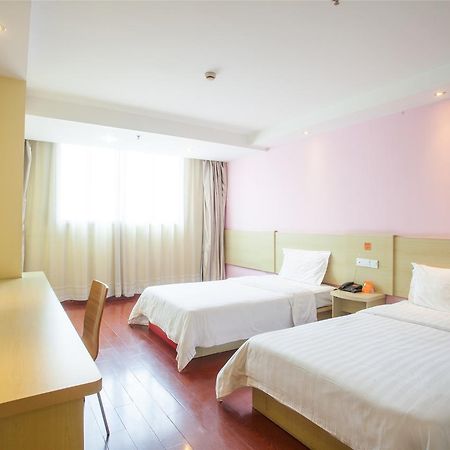 7Days Inn Qingdao Development Zone Jinshatan Habitación foto