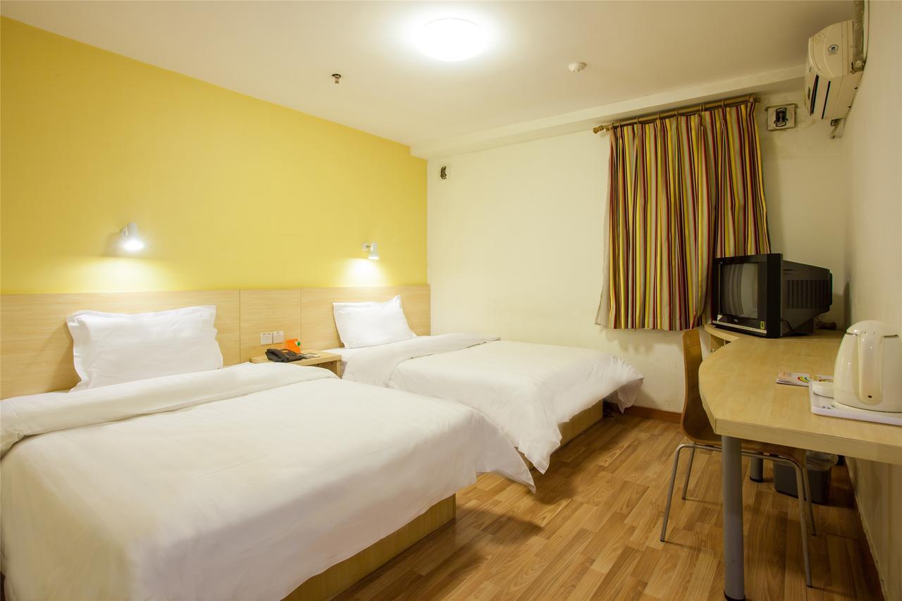 7Days Inn Qingdao Development Zone Jinshatan Habitación foto